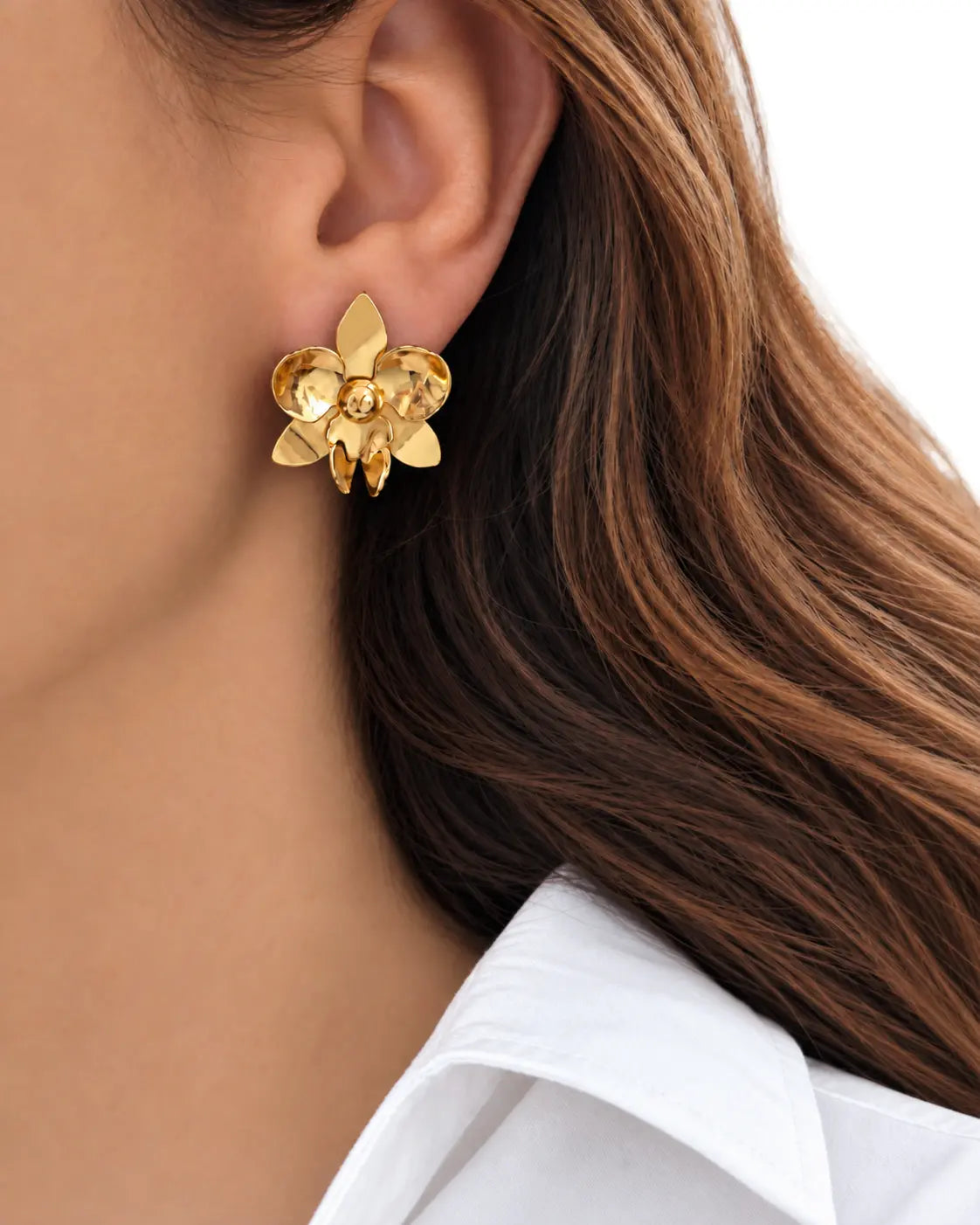 Aretes orquidea Dorados M