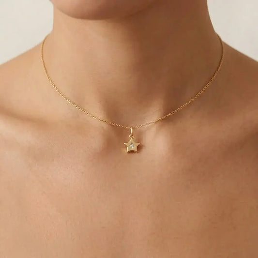 Collar Estrella LuLo- Oro 18k y Diamante