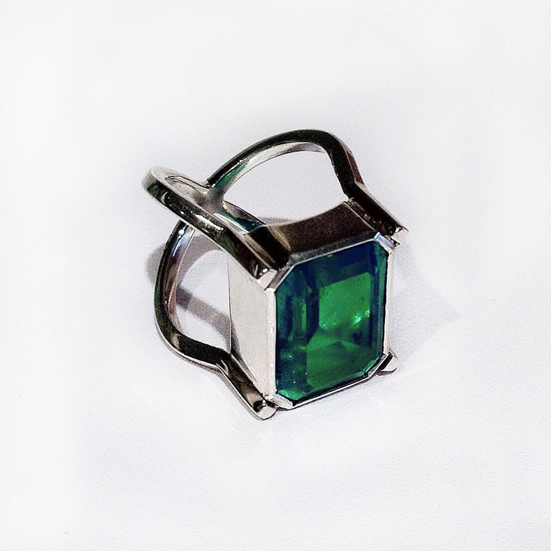 Bolonia Emerald Ring- - Por encargo hecho a medida.
