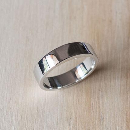 Alvarado Wedding Ring- Por encargo hecho a medida.